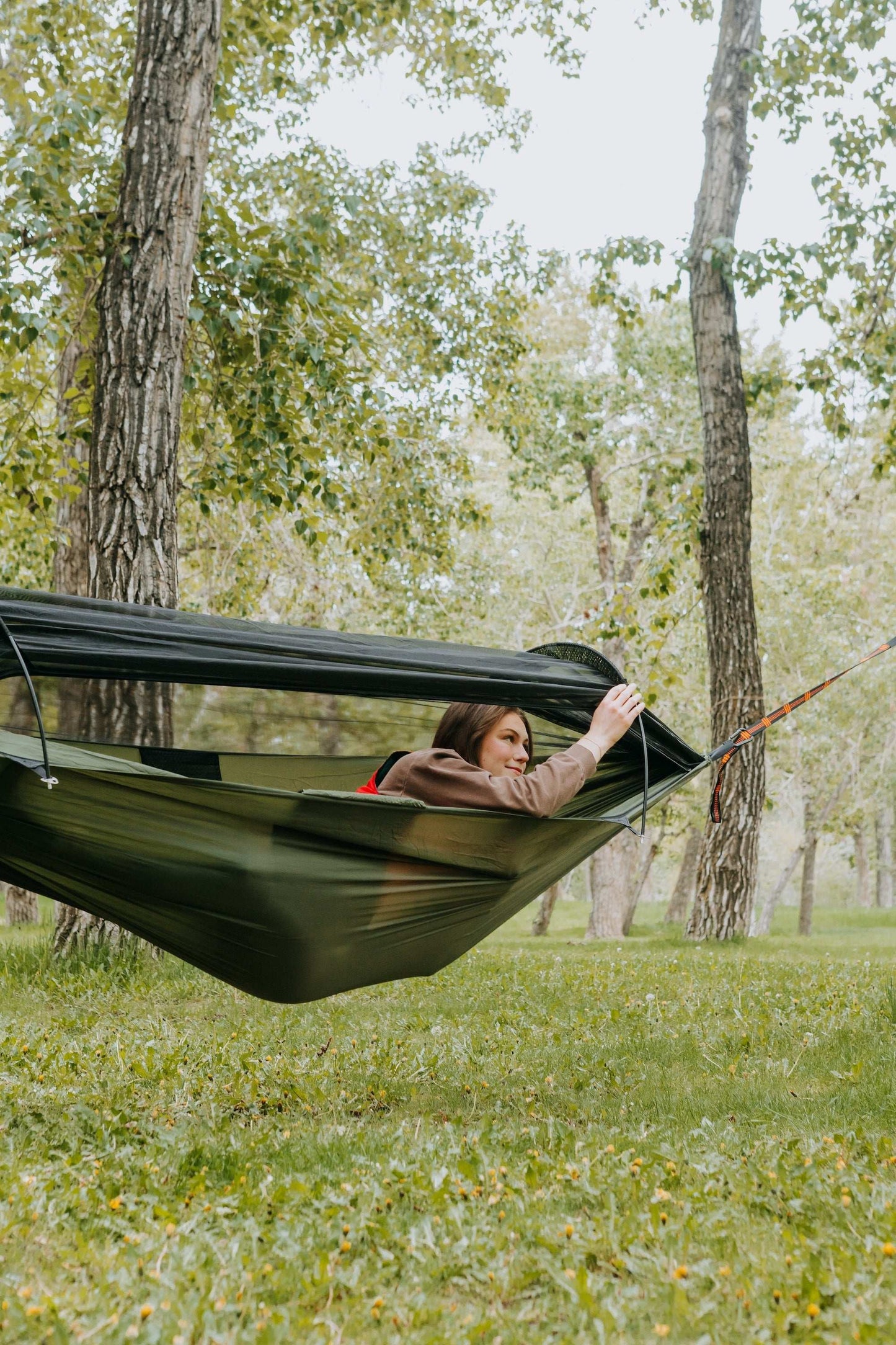 Portable Camping Hammock with Mosquito Net-3